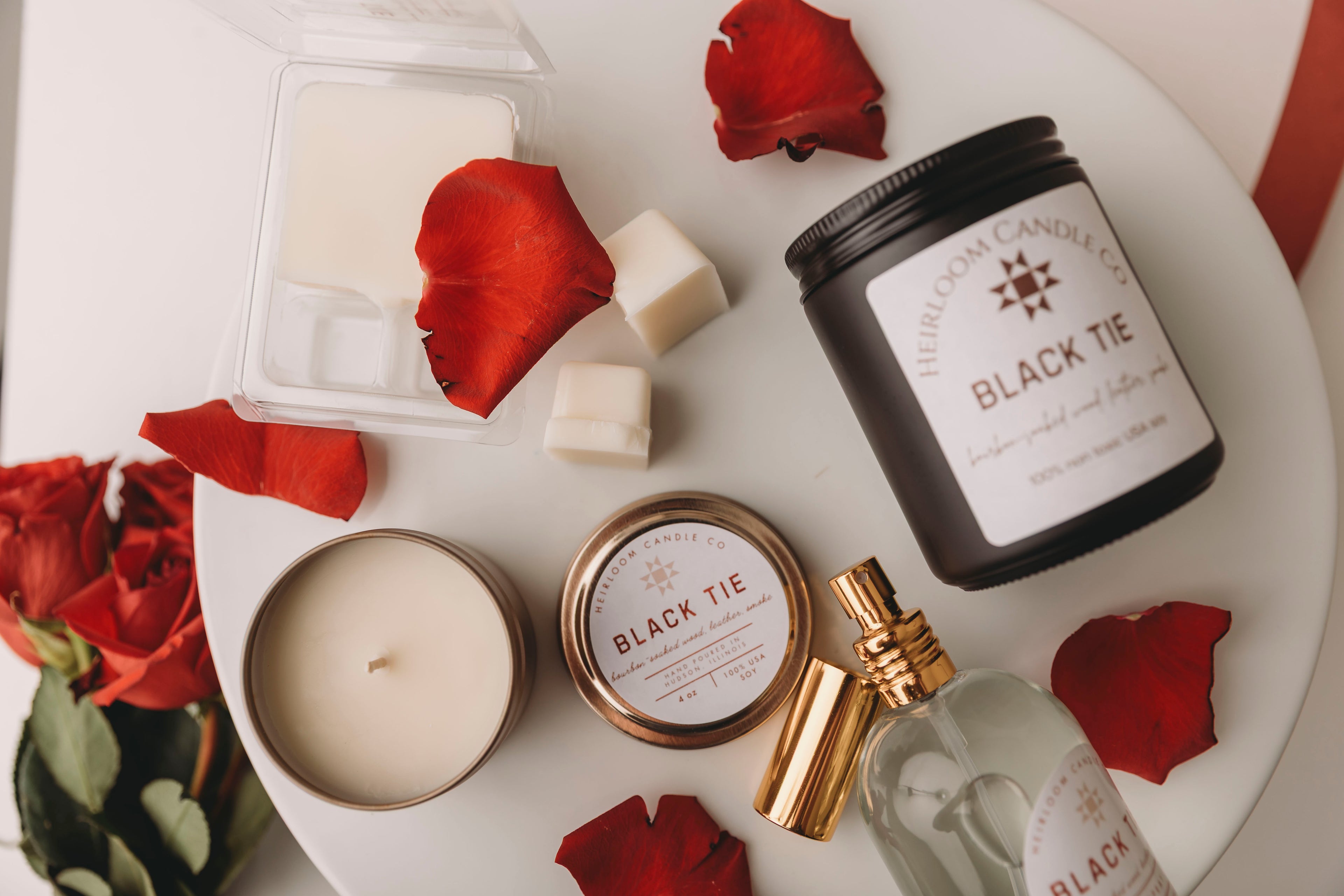 7 oz Winter Soy Candle Collection | Glass Jars with Metal Lid | Rich and Cozy Scents | Non-Toxic Soy Candle